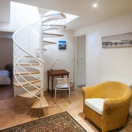 4* A Soulac-sur-mer, Plage A 300 M, 5 Ch., Clim, Jardin, Wifi, Ideal Famille - Fr-1-648-42 *
